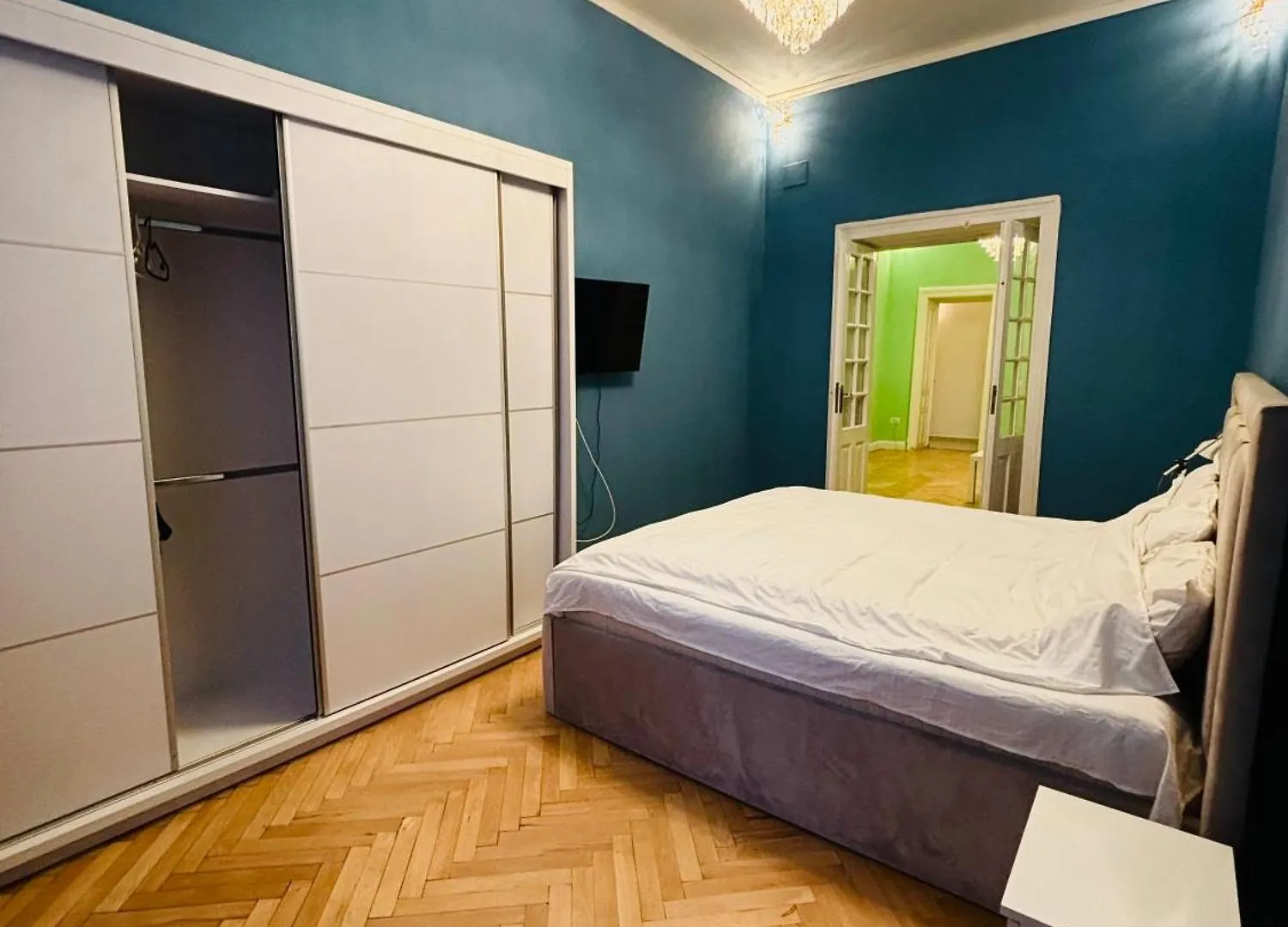 Apartment Laya Old City Bucharest